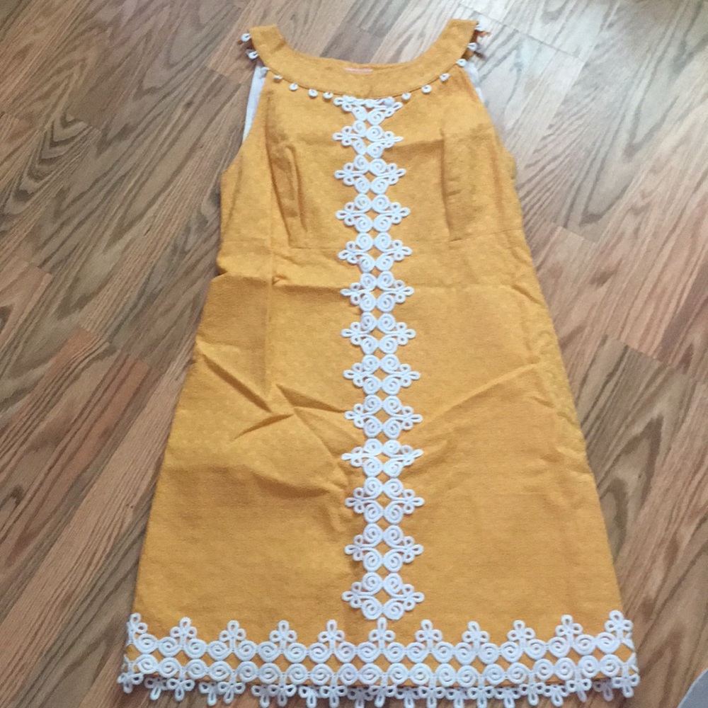 Lilly Pulitzer orange and white dress size 6